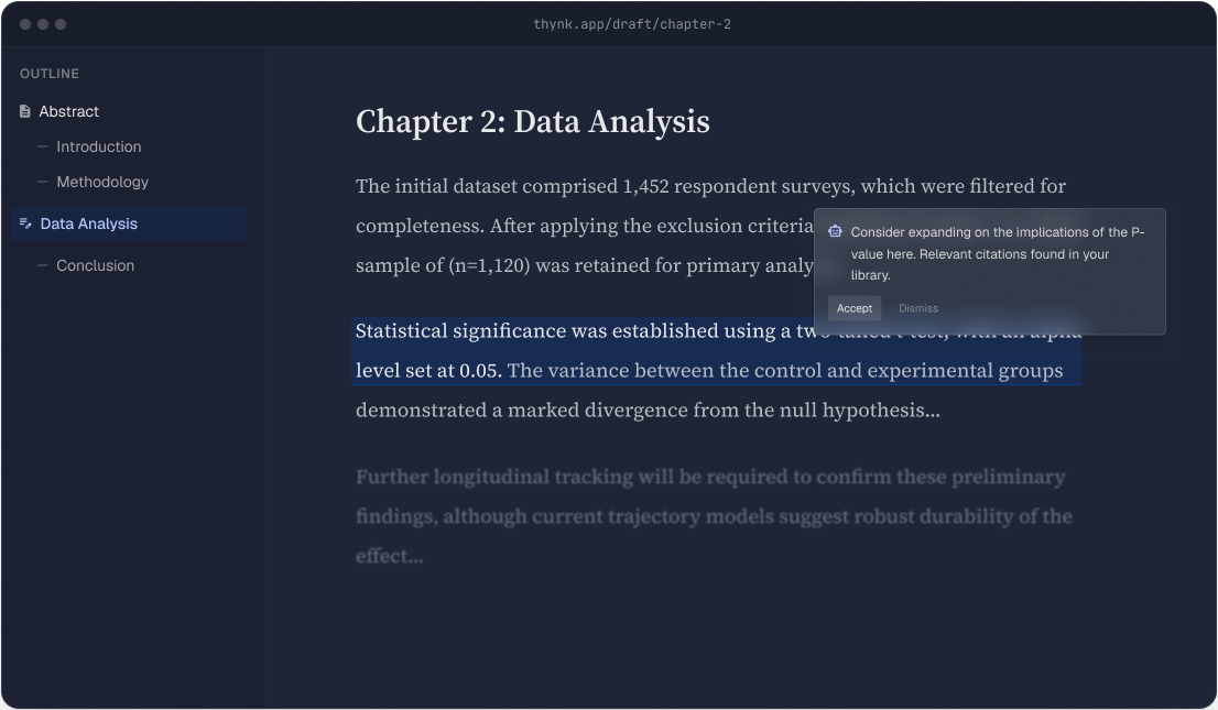 Thynk-Editor: Kapitel „Data Analysis“ mit Outline-Sidebar links und einem KI-Vorschlag zur Interpretation eines P-Werts rechts im Text.